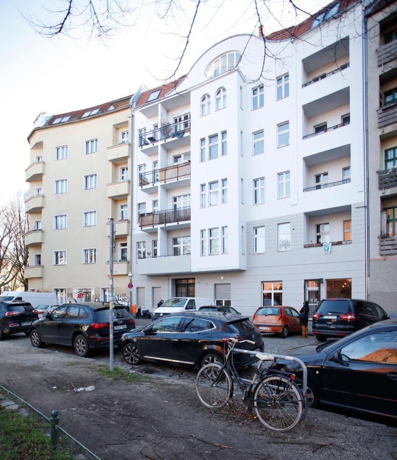 Aparthotel Schillinger-Berlin Am Tempelhofer Feld Exterior foto